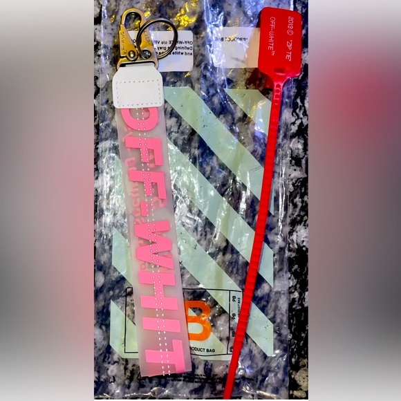 OffWhite Accessories Off White Industrial Zip Tie Keychain